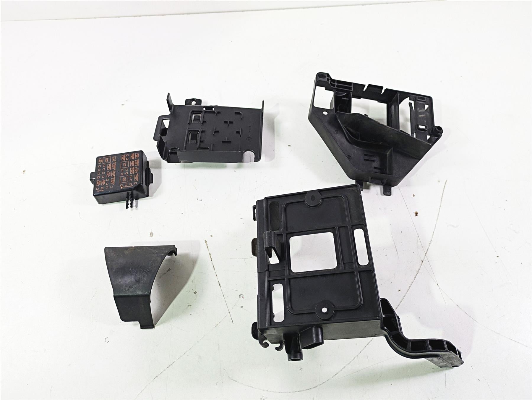 2008 Harley Touring FLHTP Electra Glide Electrical Wiring Holder Set 70344-08 {{ shop.shopifyCountryName }} - Mototech271