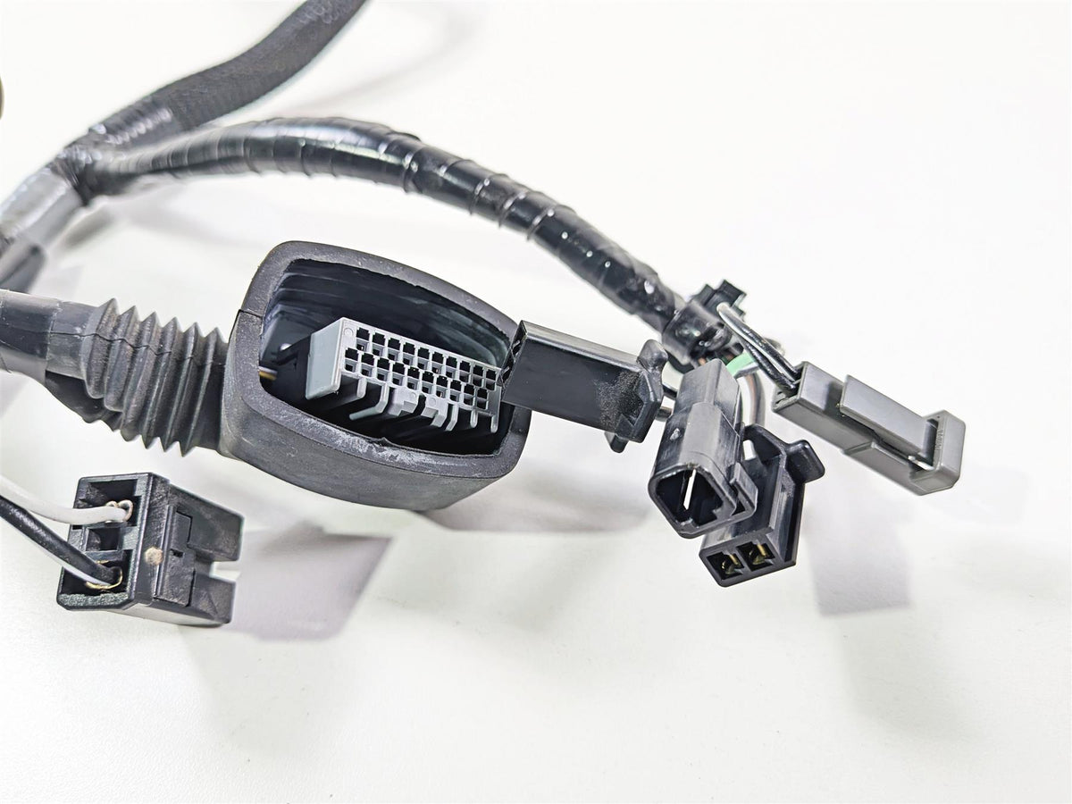 2024 Suzuki GSXR600 Gauges Cluster Headlight Wiring Harness 36620-14J11 {{ shop.shopifyCountryName }} - Mototech271