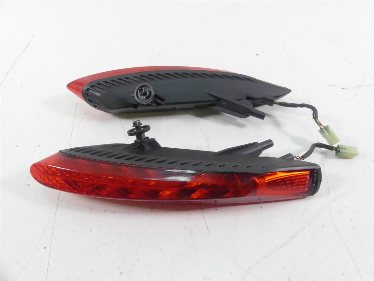 2015 Ducati Diavel Carbon Red Taillight Tail Light Rear Brake Lamp Set 52510413A {{ shop.shopifyCountryName }} - Mototech271