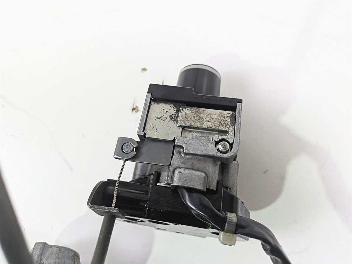 1999 Yamaha XV1600 Road Star Ignition Switch Key Lock Tank Cap Set 4WM-82501-02 {{ shop.shopifyCountryName }} - Mototech271