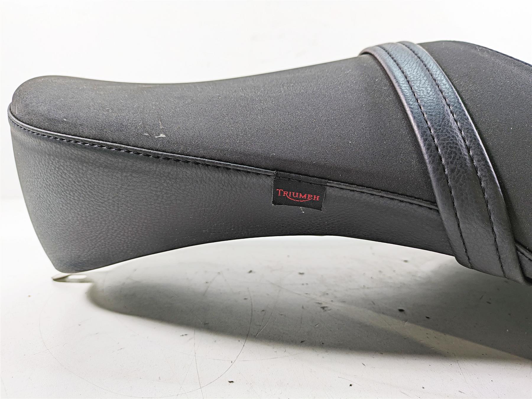 2011 Triumph America Duo Driver Rider Seat Saddle - Read T2305687 {{ shop.shopifyCountryName }} - Mototech271
