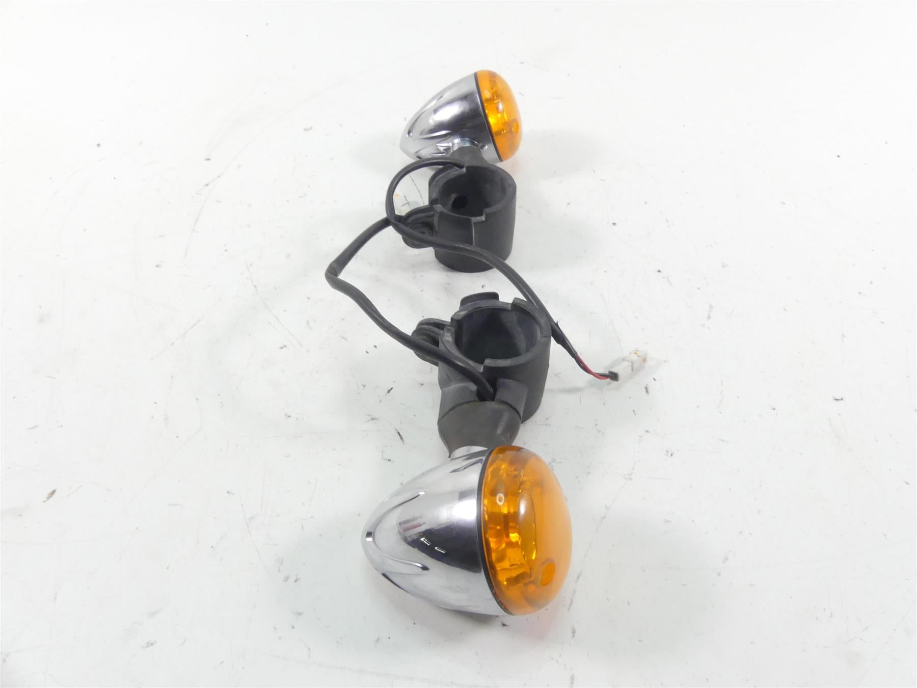 2016 Indian Scout Sixty Front Turn Signal Blinkers Set 2412602 {{ shop.shopifyCountryName }} - Mototech271