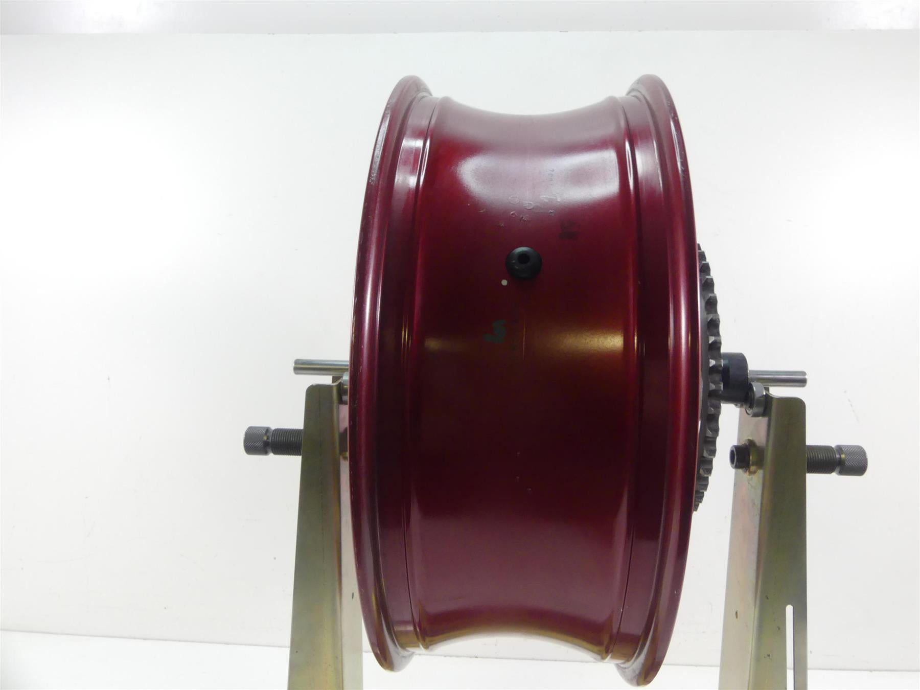 2020 Suzuki GSX1300 R Hayabusa Straight Rear Wheel Rim 17x6 64111-15H11 {{ shop.shopifyCountryName }} - Mototech271