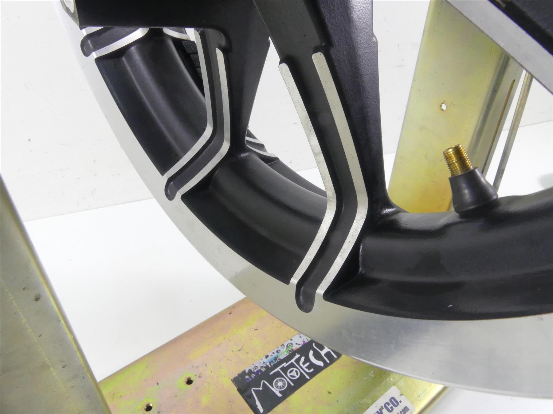2016 Harley Touring FLHTP Electra Glide Front 17x3 Impeller Wheel Rim 43300386 {{ shop.shopifyCountryName }} - Mototech271