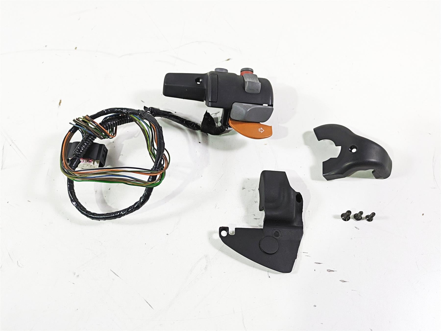2004 BMW R1150GS R21 Right Hand Control Switch Grip Heater Start Kill 7675330 {{ shop.shopifyCountryName }} - Mototech271