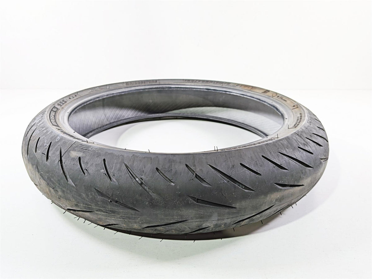 Used Front Motorcycle Tire Bridgestone Blattlax Hypersport S22 120/70R17 12727 {{ shop.shopifyCountryName }} - Mototech271