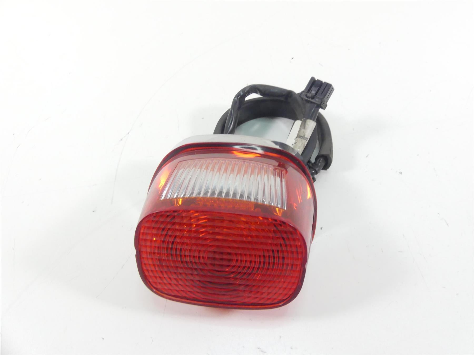 2009 Harley FLHTCU SE4 CVO E-Glide Taillight Rear Tail Light Brake Lamp 68066-99 {{ shop.shopifyCountryName }} - Mototech271