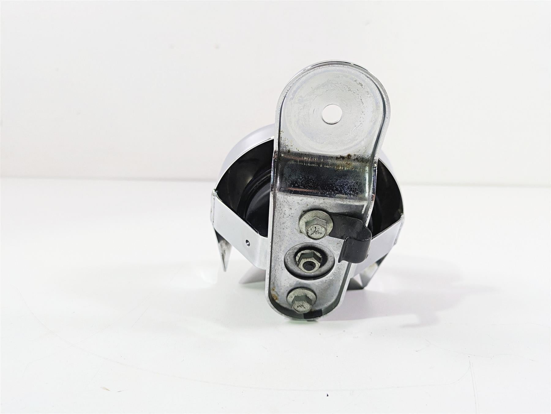 2009 Harley FXDC Dyna Super Glide Horn + Chrome Cover 61300478A {{ shop.shopifyCountryName }} - Mototech271