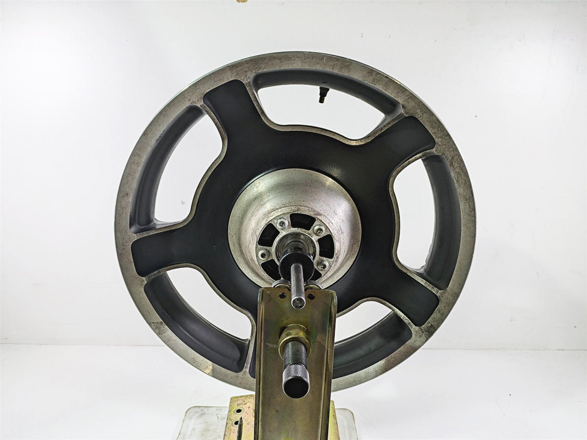 2010 Harley Touring FLHX Street Glide Front Wheel Rim 18x3.5 43300164 {{ shop.shopifyCountryName }} - Mototech271