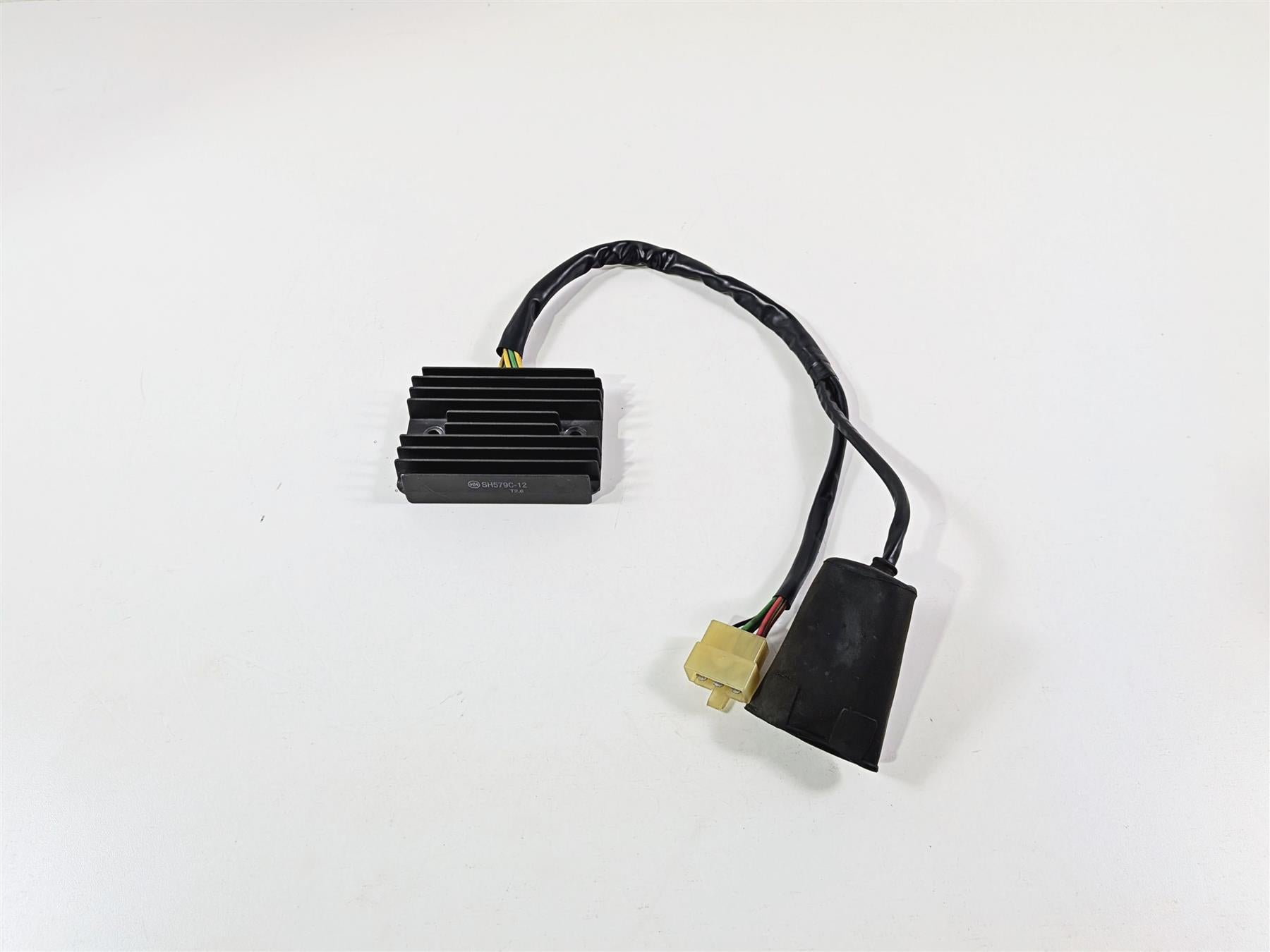 2003 Honda V-Twin VTX1800 C Rectifier Voltage Regulator SH579C-12 31600-MCH-000 {{ shop.shopifyCountryName }} - Mototech271