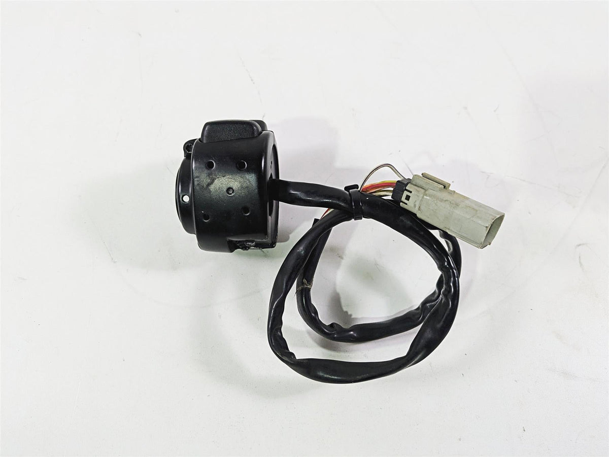 2016 Harley VRSCDX Night Rod Left Hand Control Switch 71682-06A 71685-06A {{ shop.shopifyCountryName }} - Mototech271