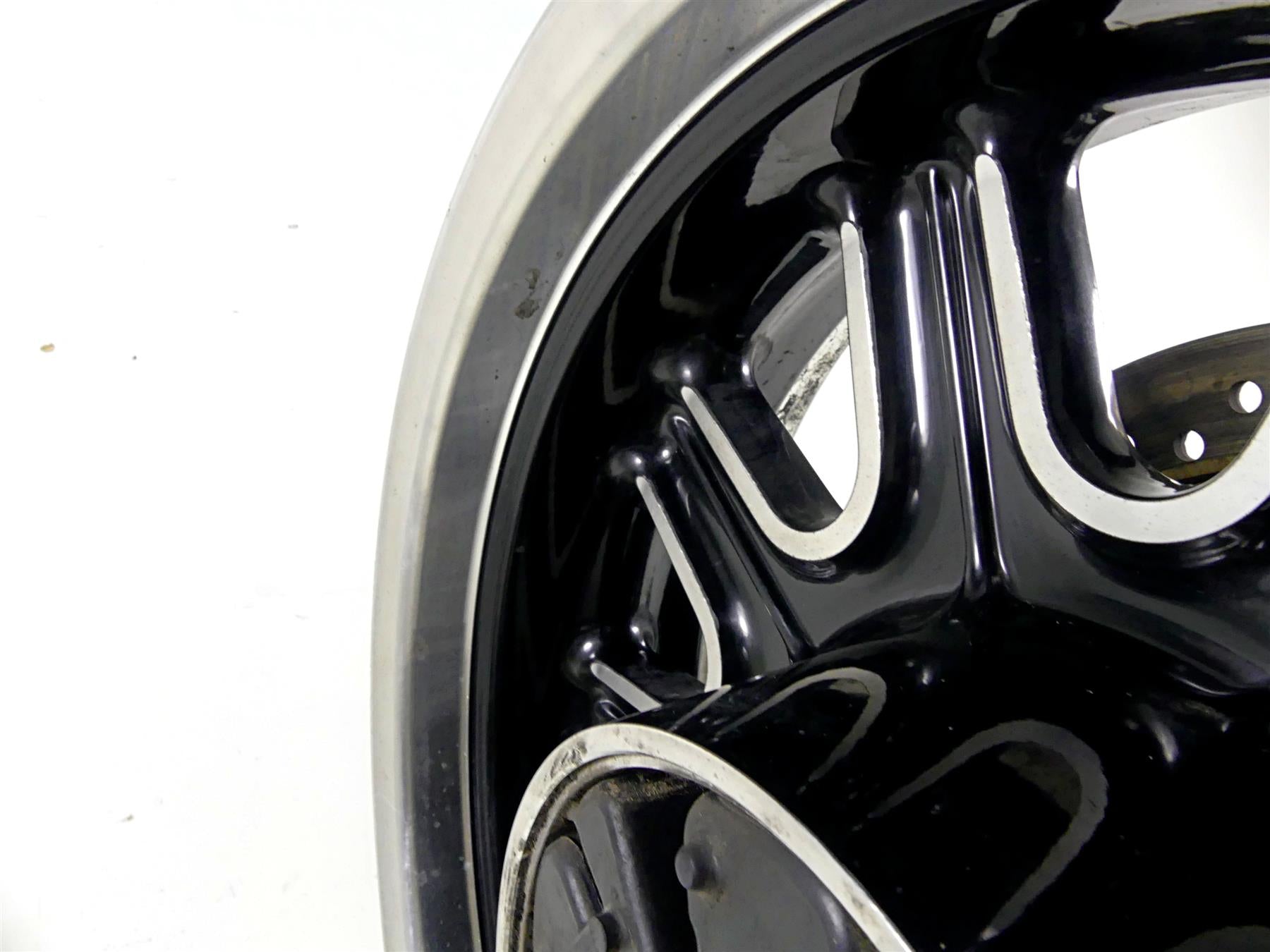 2019 Indian Chieftain Classic Straight 16x5 Rear Wheel Rim 1522506 {{ shop.shopifyCountryName }} - Mototech271