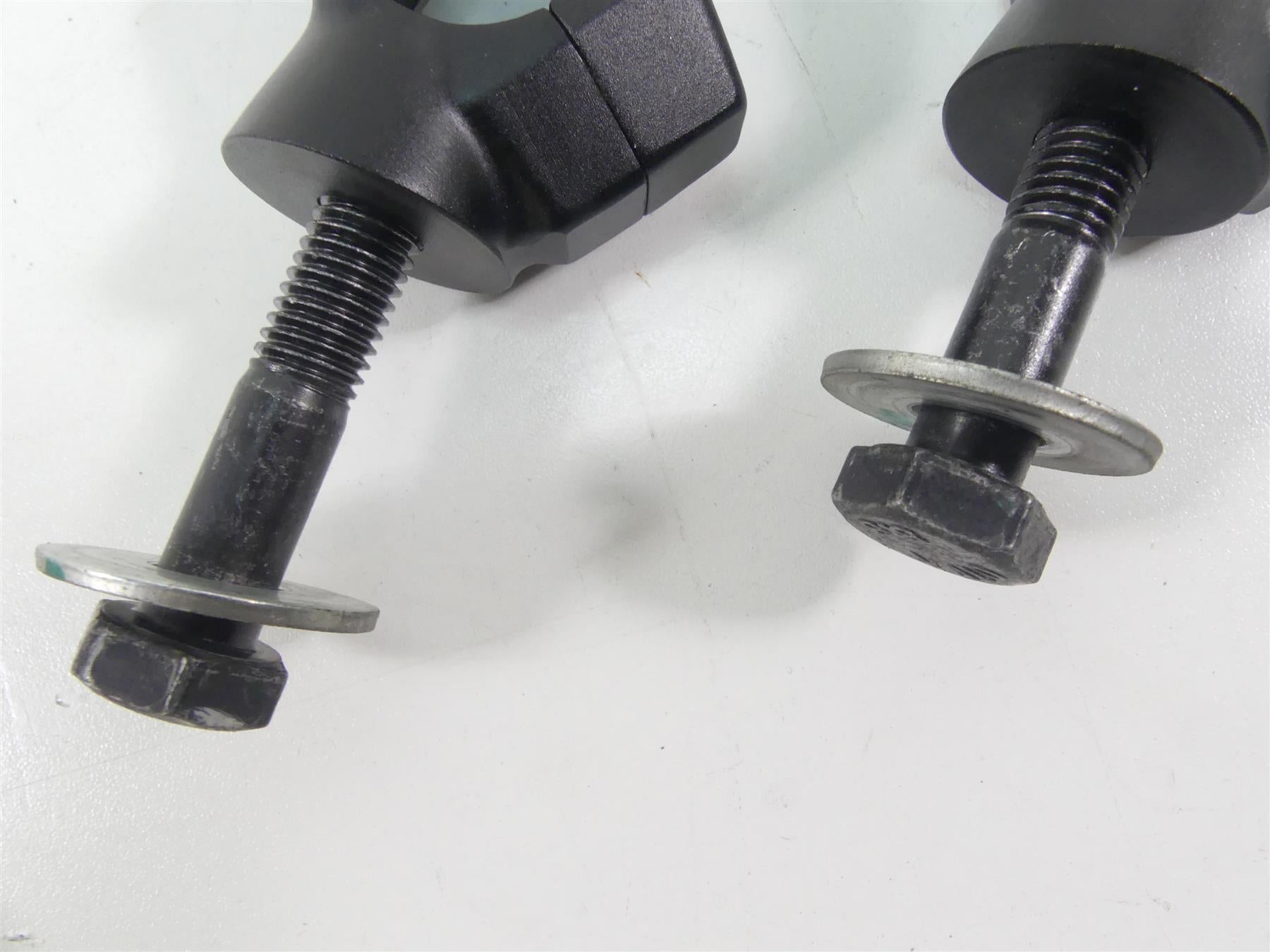 2015 Victory Cross Country Tour Handlebar Holder Riser Set 5139570 {{ shop.shopifyCountryName }} - Mototech271
