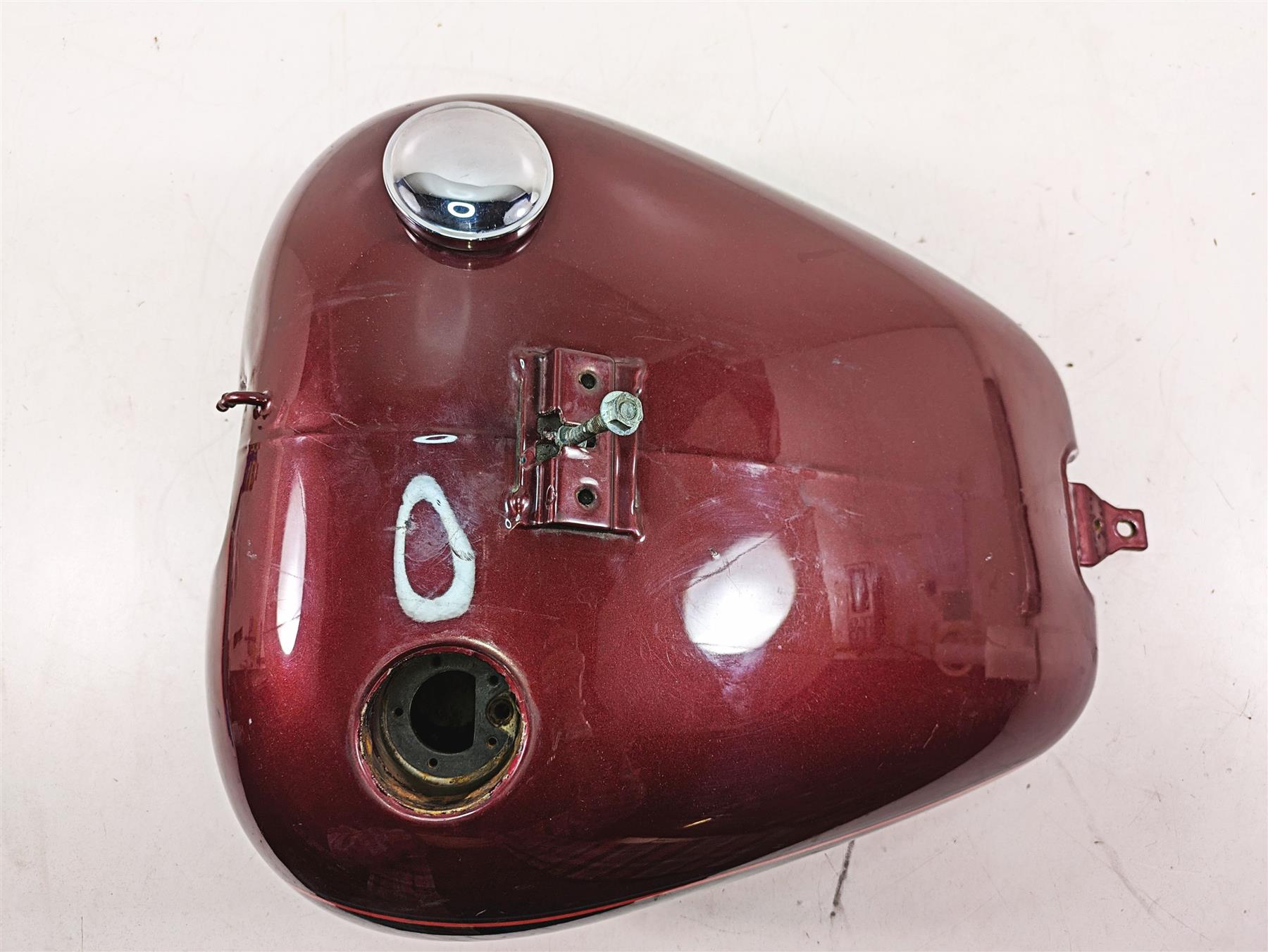 2013 Harley Softail FLSTFB Fat Boy Lo Fuel Gas Petrol Tank - Read 61625-11 {{ shop.shopifyCountryName }} - Mototech271