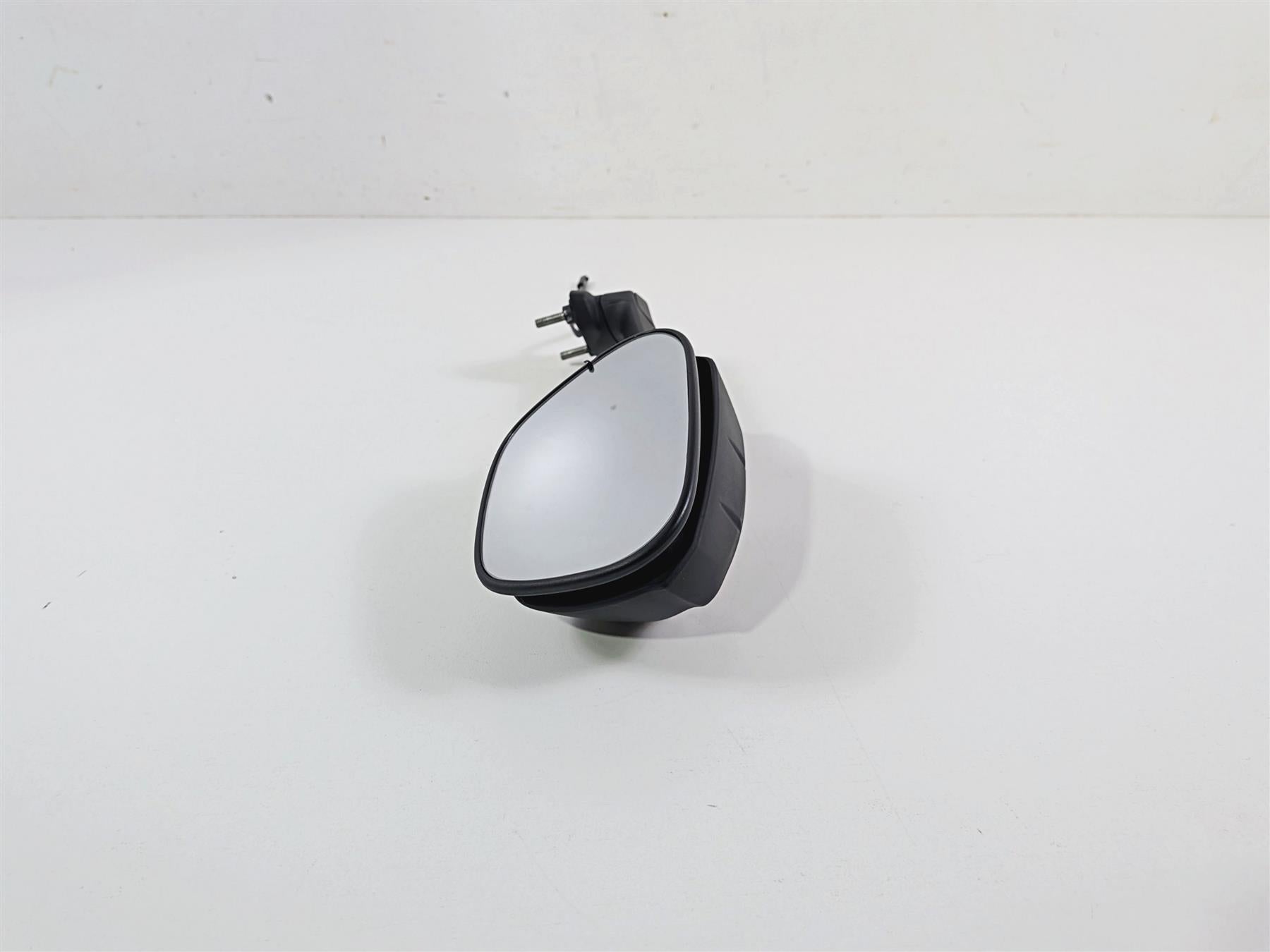 2024 Suzuki GSXR600 Right Rear View Mirror Blinker 56500-47H01 {{ shop.shopifyCountryName }} - Mototech271