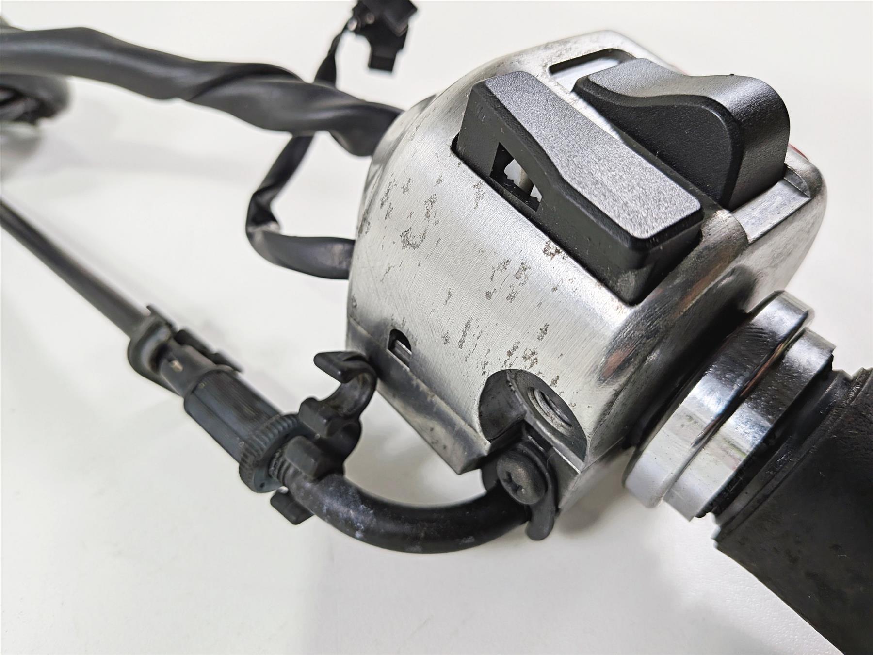2012 Yamaha XV1900 Raider S Right Hand Control Switch Start 5C7-83973-10-00 {{ shop.shopifyCountryName }} - Mototech271
