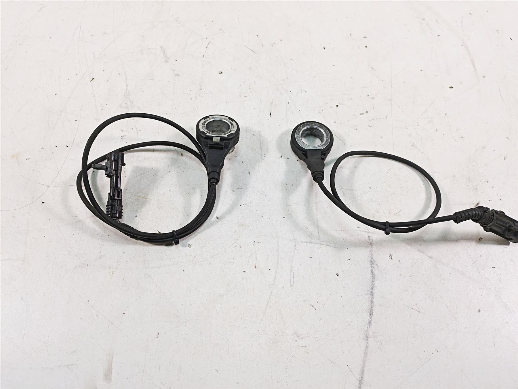 2013 Harley Softail FLSTFB Fat Boy Lo Front Rear Speed Sensor Set 40982-11 {{ shop.shopifyCountryName }} - Mototech271