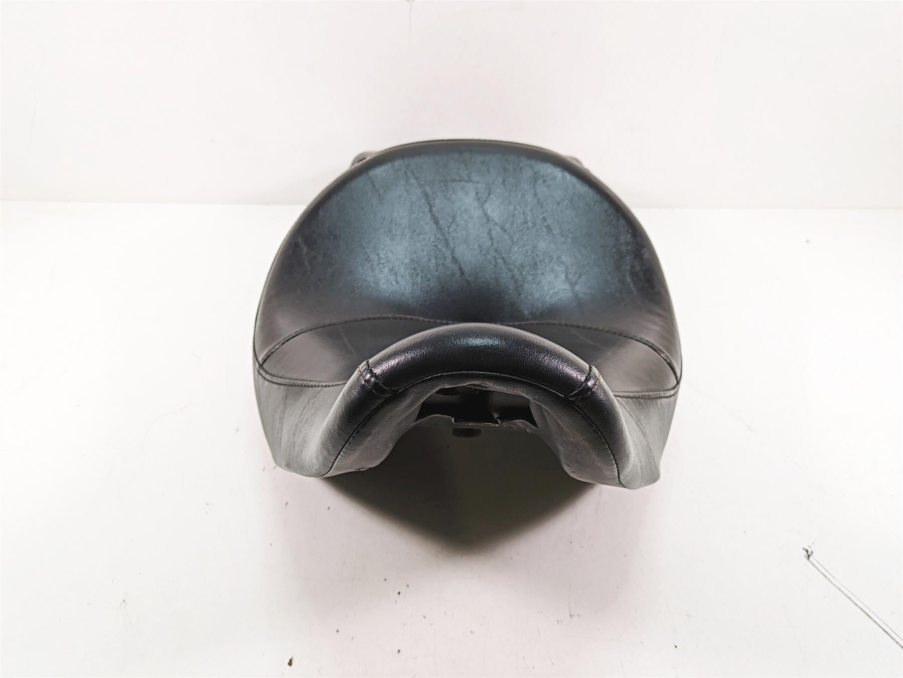 2006 Harley Softail FXSTSI Springer Sundowner Smooth Deep Bucket Seat 51468-06A {{ shop.shopifyCountryName }} - Mototech271