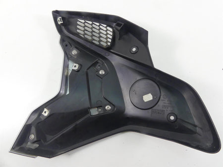 2019 BMW R1250GS K50 Right Side Intake Fairing & Emblem 46638556656 46638392882 {{ shop.shopifyCountryName }} - Mototech271