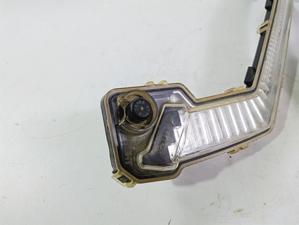2020 Can Am Maverick X3 Turbo R STD Front Signature Running Light Set 710004994 {{ shop.shopifyCountryName }} - Mototech271
