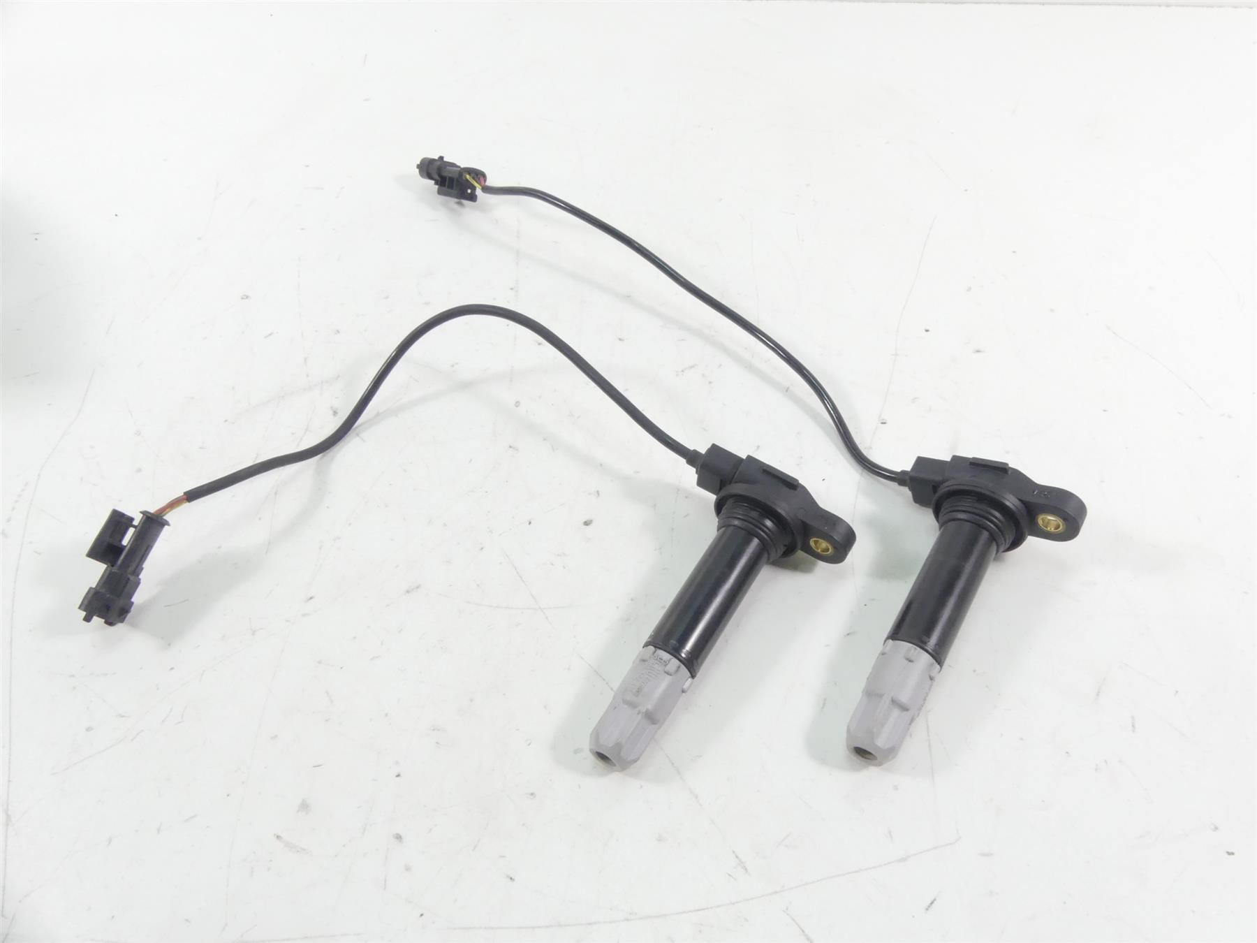 2017 Ducati Hypermotard 939 Beru Ignition Coils Coil Set 38010145B