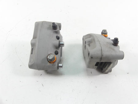 2005 Harley Touring CVO FLHTC SE Electra Glide Front Brake Caliper Set 44381-99 {{ shop.shopifyCountryName }} - Mototech271