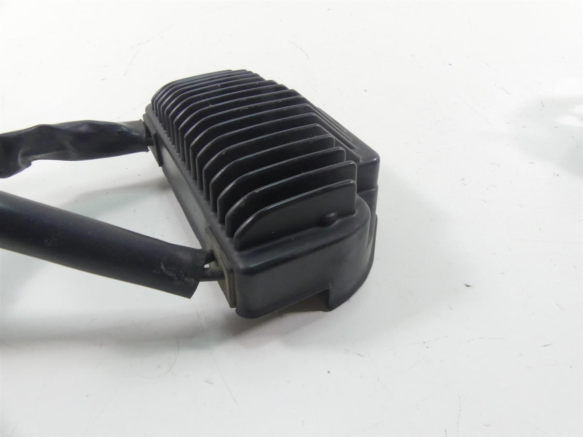 2004 Harley FXDWGI Dyna Wide Glide Rectifier Voltage Regulator 74631-04 {{ shop.shopifyCountryName }} - Mototech271