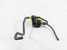 Load image into Gallery viewer, 1997 Kawasaki VN1500 Vulcan Fuel Gas Petrol Pump - Tested 49040-1063
