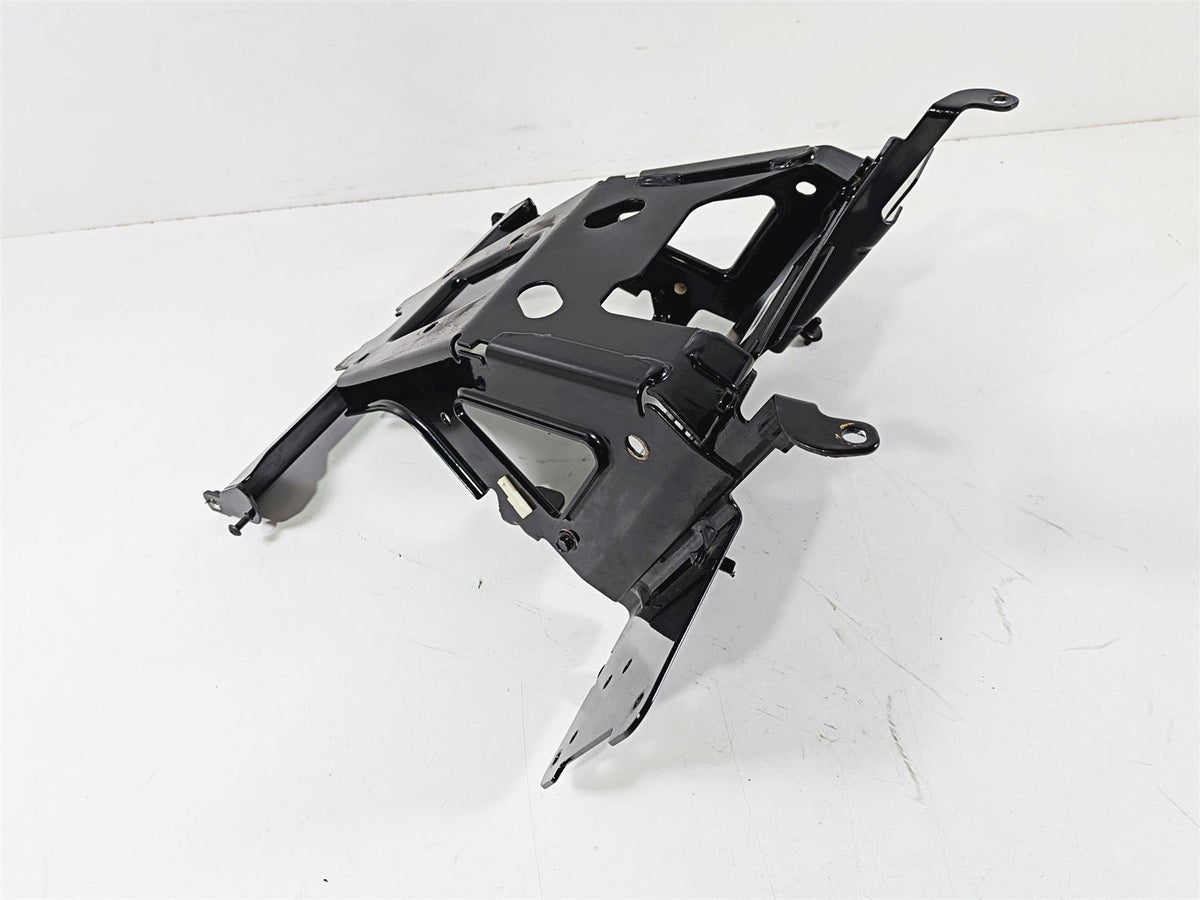 2015 Harley Touring FLTRUSE CVO Road Glide Front Fairing Mount Carrier 47200217-Mototech271