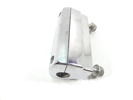 2007 Honda VTX1800 T2 Handlebar Riser Holder Set 53231-MCV-000 53131-MCV-000 {{ shop.shopifyCountryName }} - Mototech271