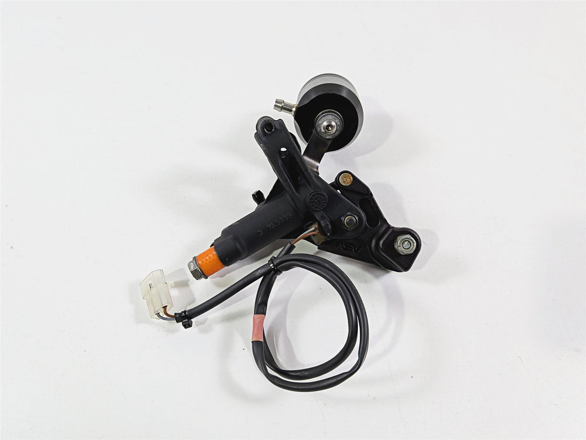 2016 Aprilia RSV 1100 Tuono V4 Factory Brembo Front Brake Master Cylinder B044605 {{ shop.shopifyCountryName }} - Mototech271