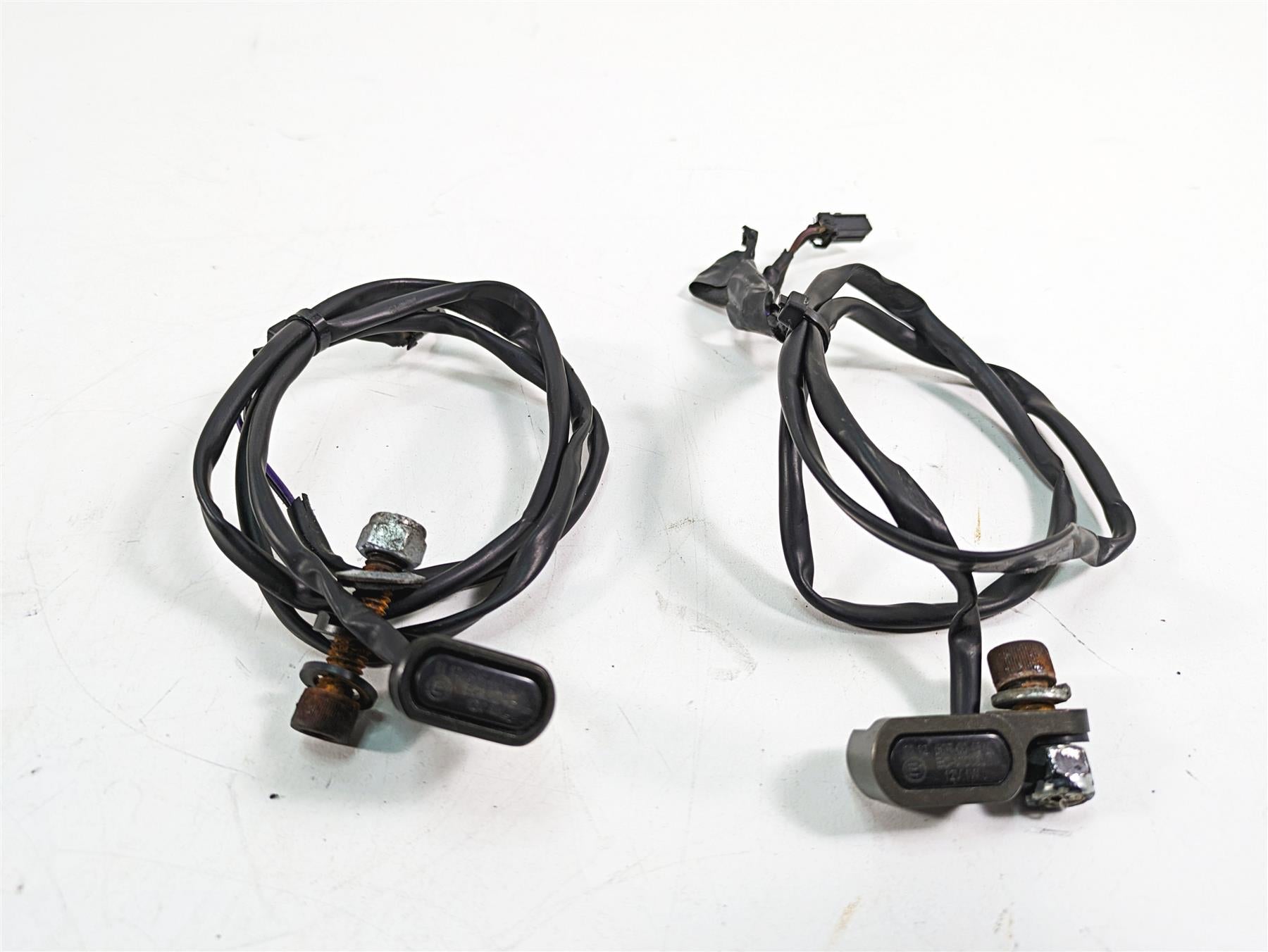 2009 Harley Softail FLSTSB Cross Bones Handlebar Blinker Turn Signal Set 1-01-0064-08