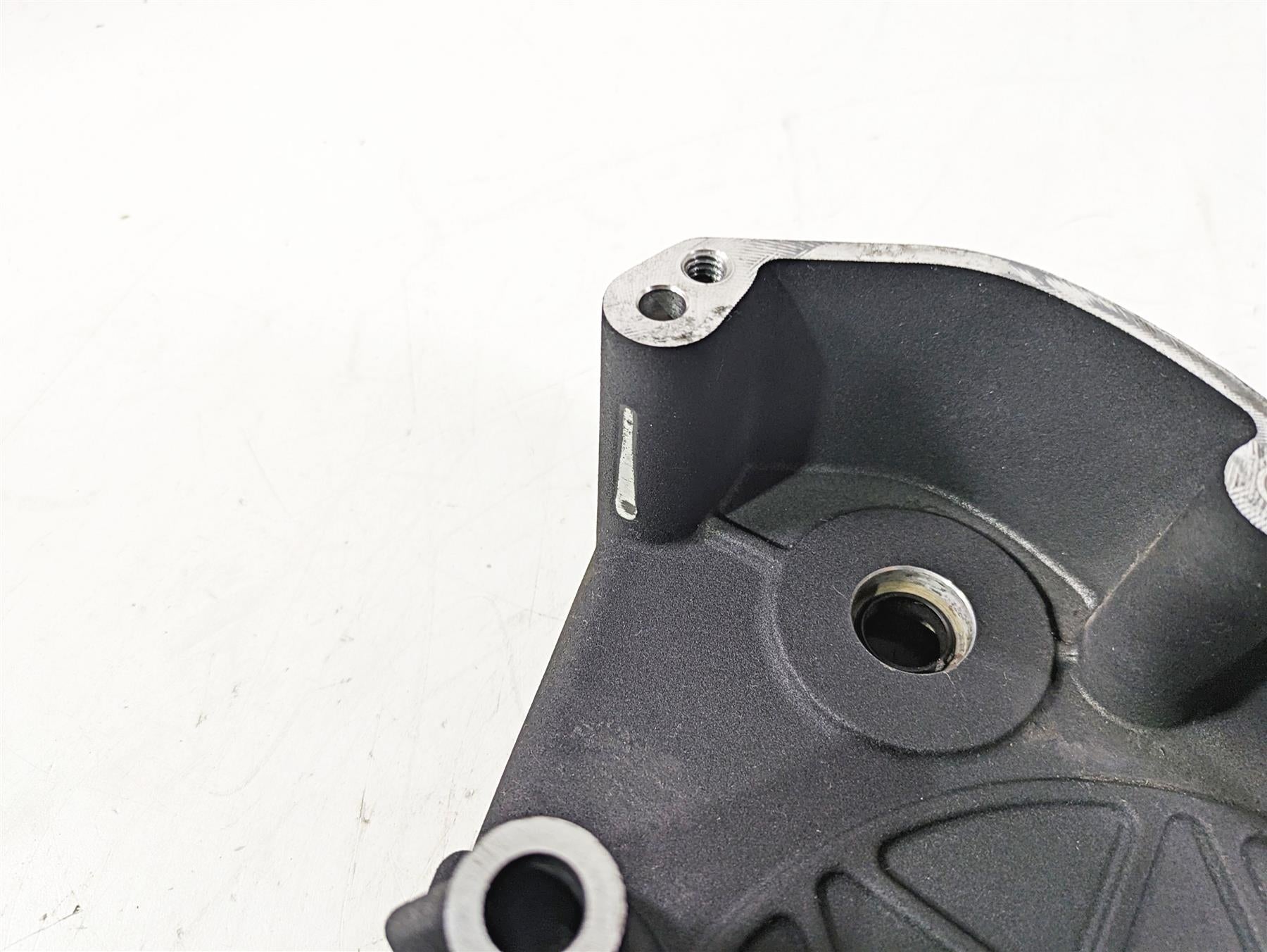 2002 Harley FLSTC Softail Heritage Classic Inner Primary Clutch Cover 60620-94B {{ shop.shopifyCountryName }} - Mototech271