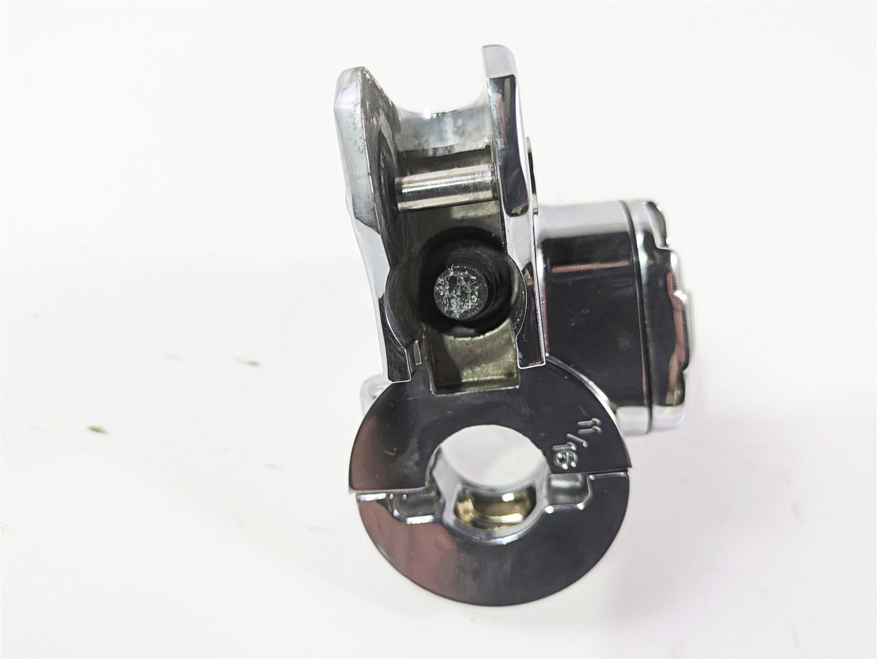2010 Harley Touring FLHXSE CVO Street Glide Clutch Master Cylinder 36700081D {{ shop.shopifyCountryName }} - Mototech271