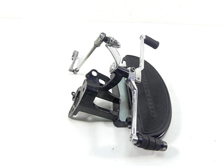 2016 Harley Softail FLS Slim Left Front Floorboard & Shifter Set 33630-07A {{ shop.shopifyCountryName }} - Mototech271