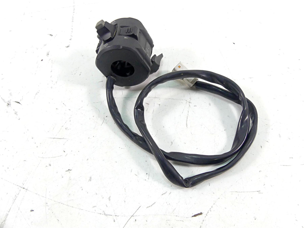 2013 Ducati Diavel Red Left Hand Light Blinker Control Switch 65110112E {{ shop.shopifyCountryName }} - Mototech271