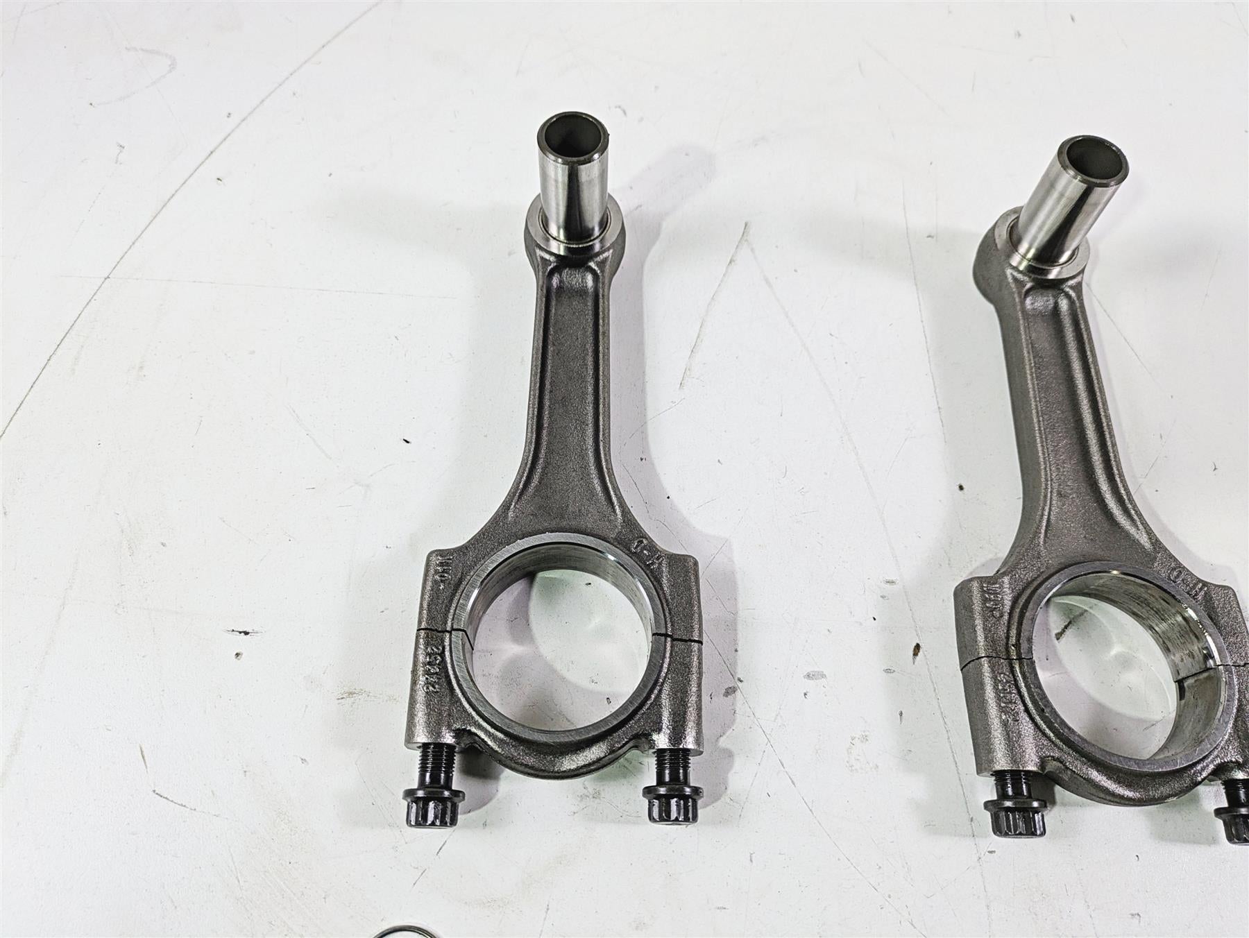 2010 Harley VRSCF Muscle Rod Piston Connecting Rod Set 24307-01K {{ shop.shopifyCountryName }} - Mototech271