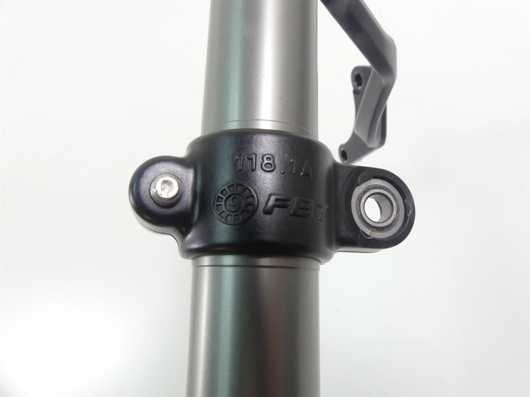 2010 Ducati Streetfighter 1098 S Steering Damper Stabilizer & Mounts 36420091A {{ shop.shopifyCountryName }} - Mototech271