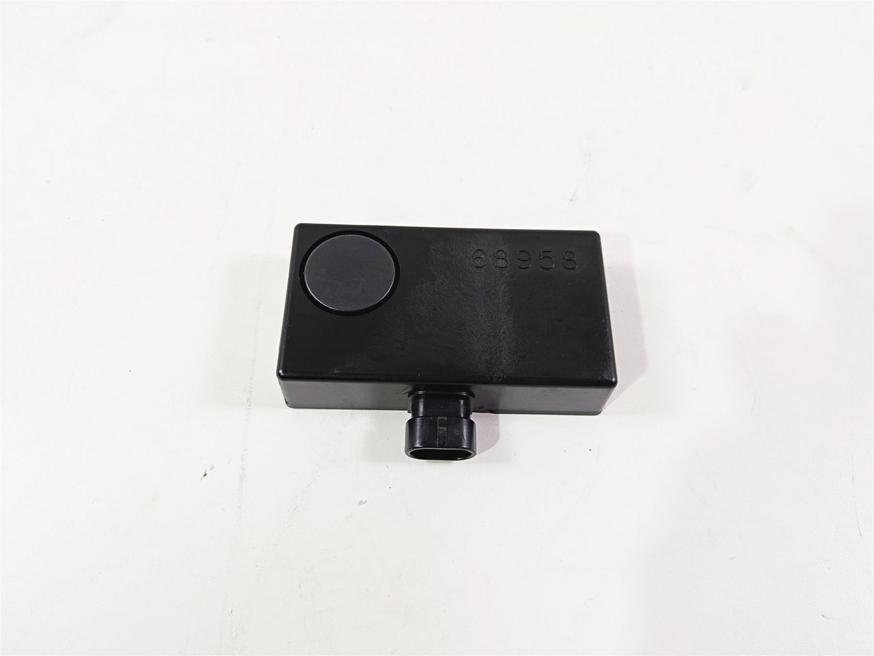 2007 Harley Touring FLHRSE CVO Road King Security Alarm Siren Box 68958-07A {{ shop.shopifyCountryName }} - Mototech271