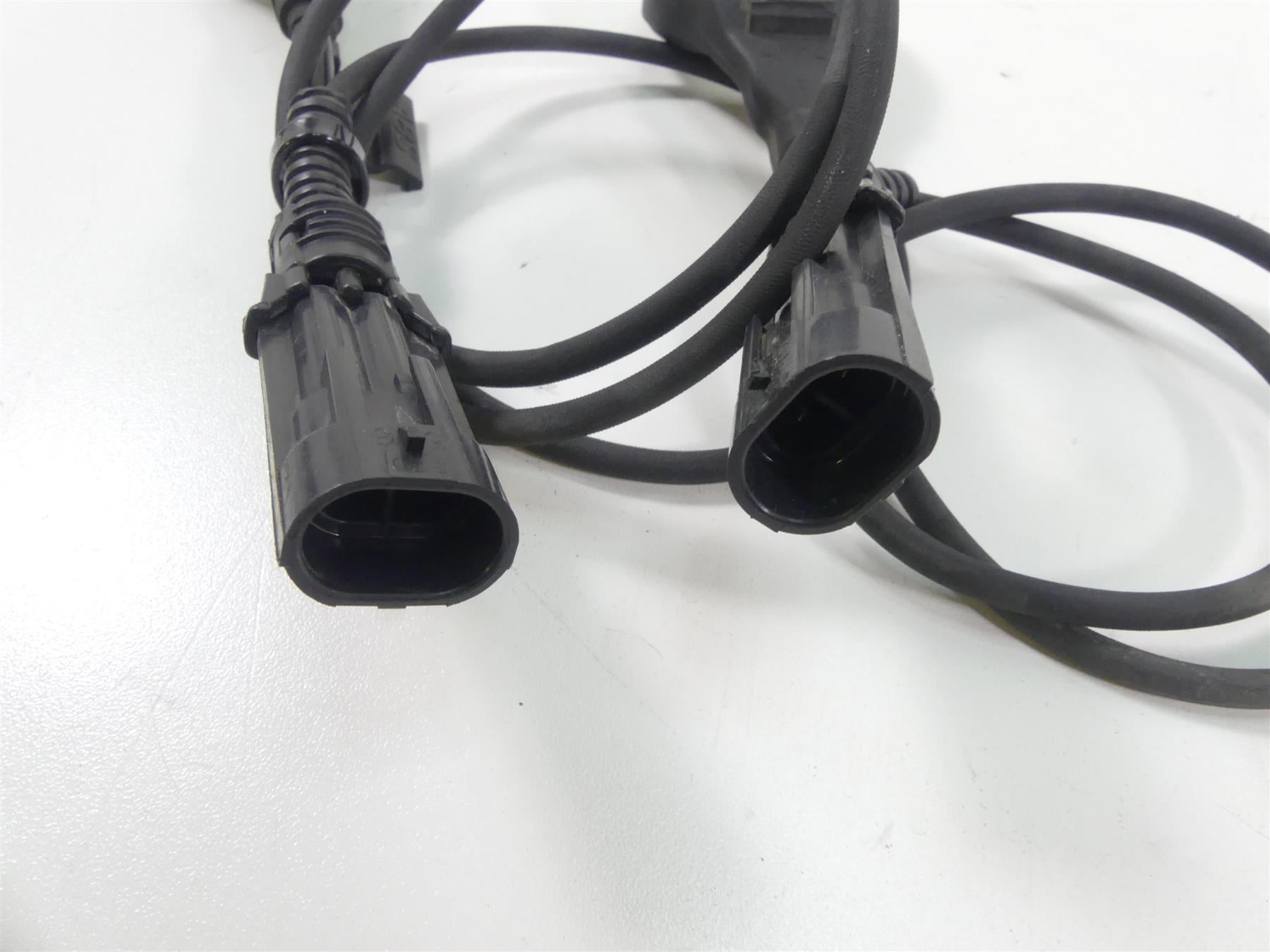 2014 Harley Touring FLHTK Electra Glide Abs Brake Wheel Speed Sensors 40615-08 {{ shop.shopifyCountryName }} - Mototech271