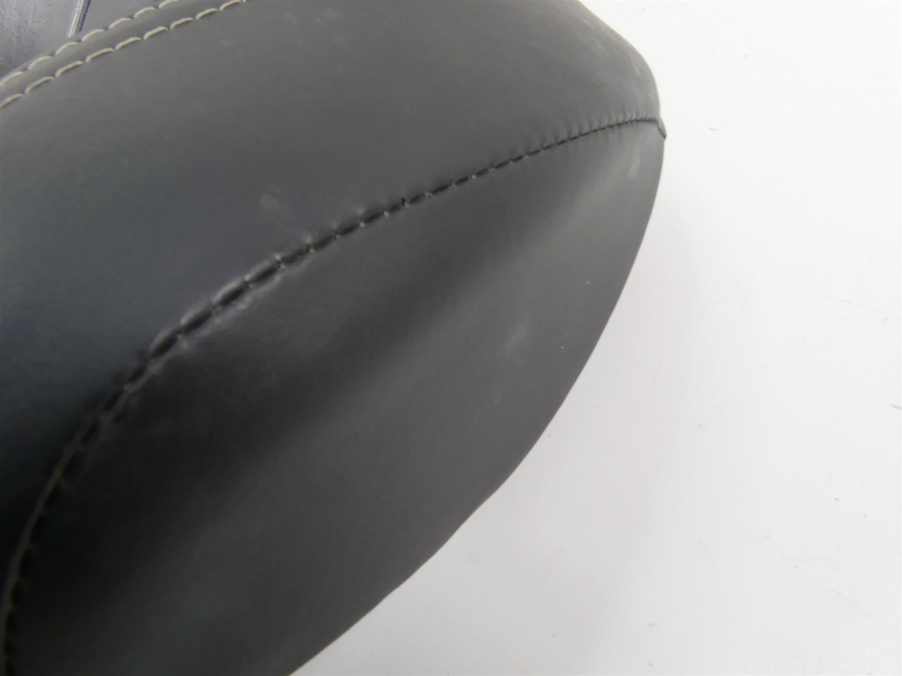 2009 Harley FLHTCU SE4 CVO E-Glide Rear Passenger Backrest - Read 52186-09 {{ shop.shopifyCountryName }} - Mototech271