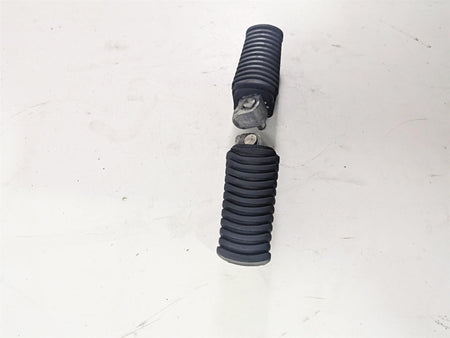 2010 BMW R1200GS K25 Rear Passenger Foot Pegs Footpeg 46712310403 46712310404 {{ shop.shopifyCountryName }} - Mototech271