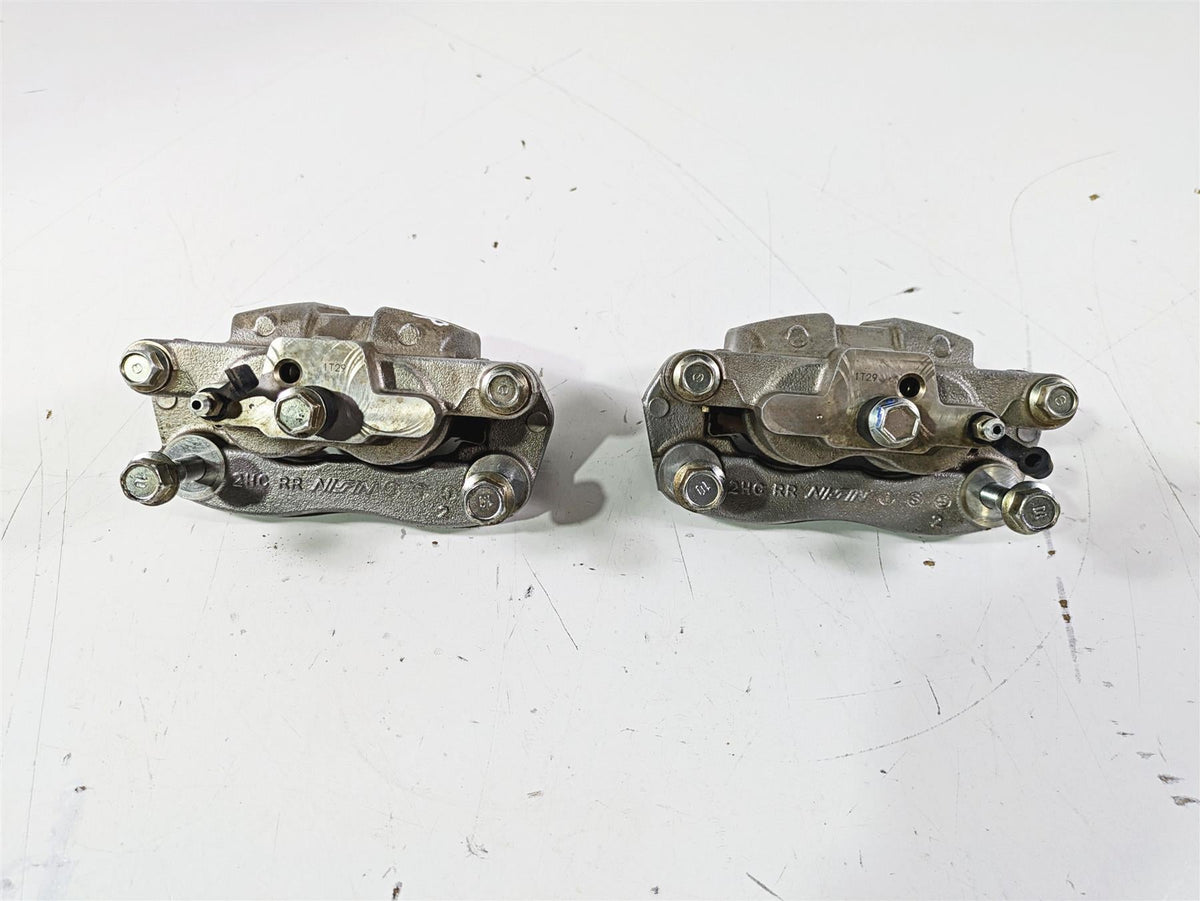 2022 Yamaha YXZ1000 R Rear Brake Caliper Set B5H-2580V-01-00 B5H-2580W-01-00 {{ shop.shopifyCountryName }} - Mototech271