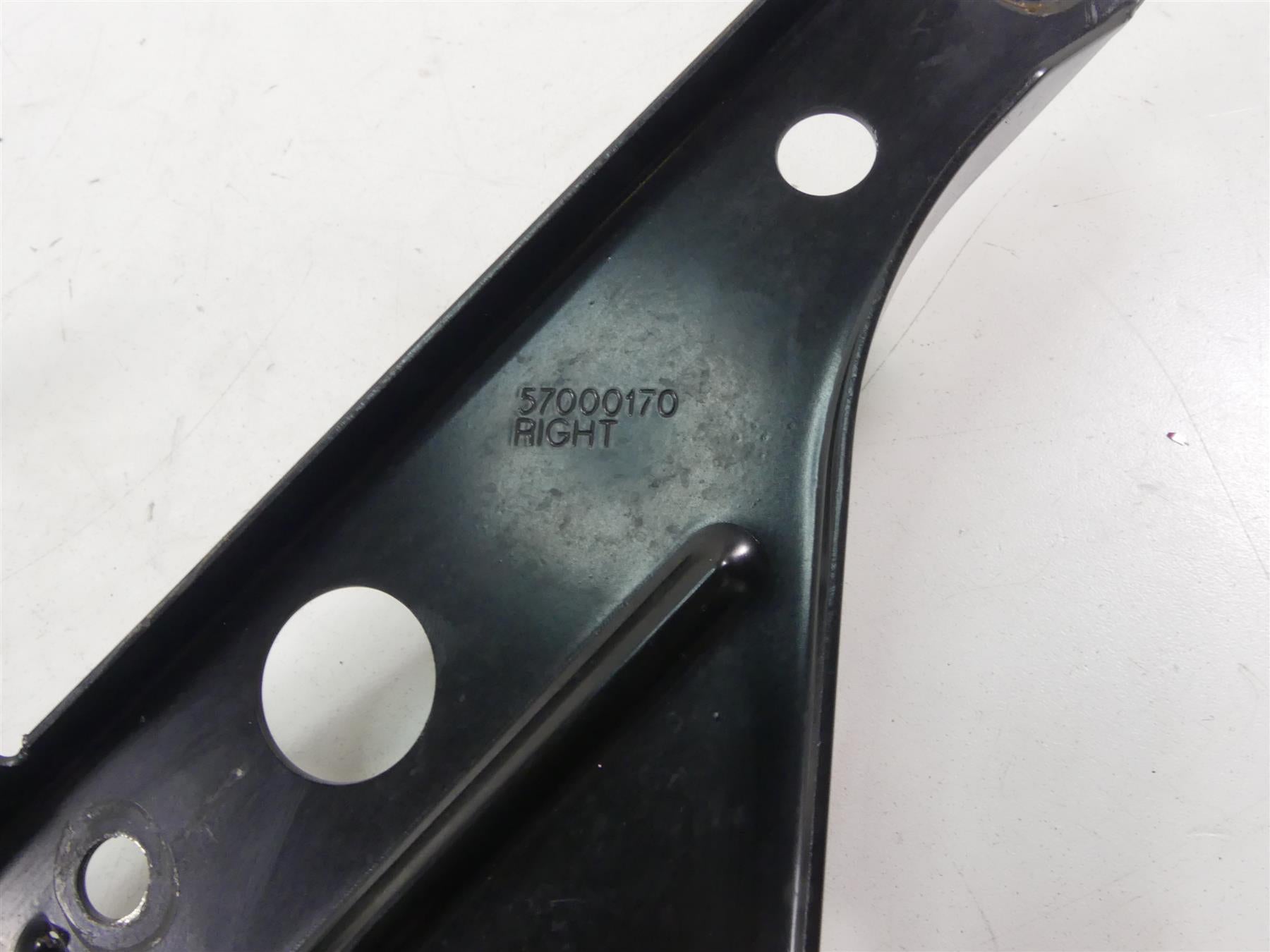 2017 Harley Touring FLHTKL Electra Glide Front Fairing Support Stay Set 57000186 {{ shop.shopifyCountryName }} - Mototech271