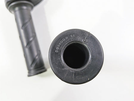 2011 Ducati Streetfighter 1098 S Throttle Handle & Grip Set 65420161A {{ shop.shopifyCountryName }} - Mototech271