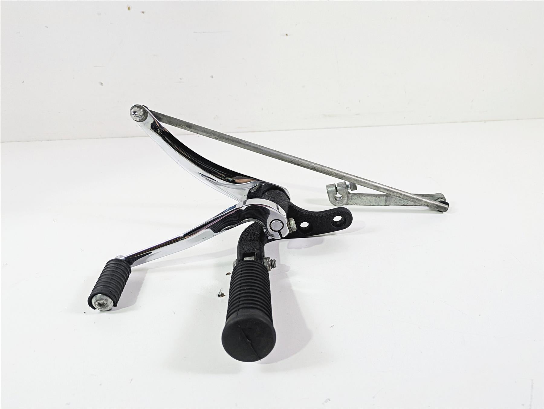2014 Harley FXDF Dyna Fat Bob Left Front Forward Foot Control Set 33693-03