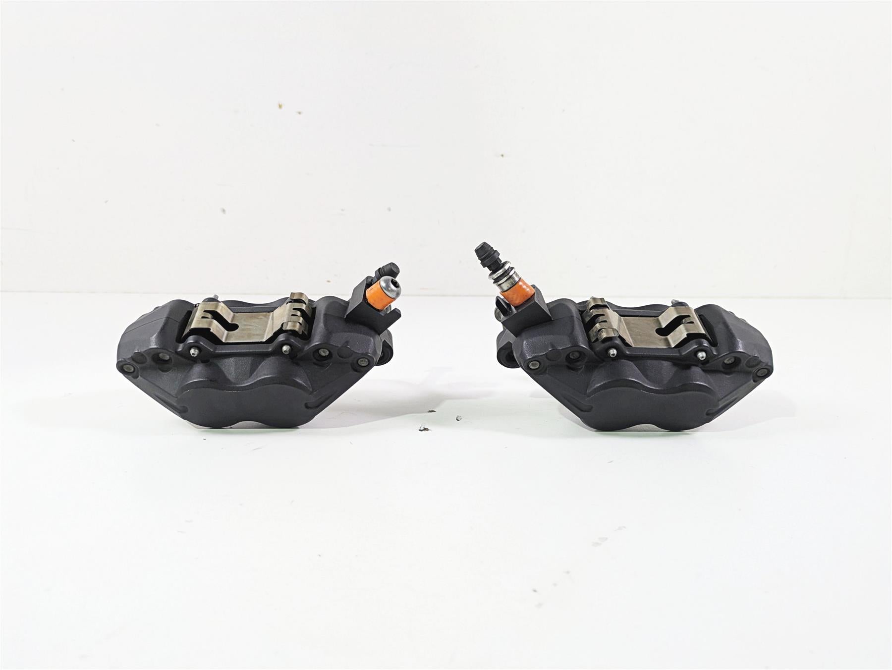 2018 BMW R nineT Urban GS K33 Front Brembo Brake Caliper Set 34117716717 {{ shop.shopifyCountryName }} - Mototech271