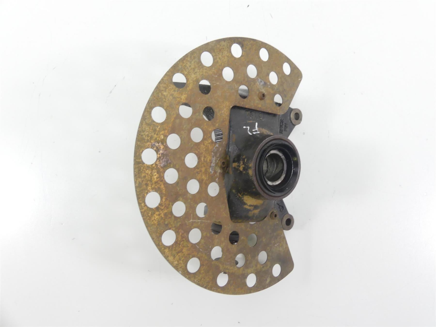 2016 Yamaha YXZ1000 R EPS SE Front Right Wheel Spindle Knuckle 2HC-F3502-00-00 {{ shop.shopifyCountryName }} - Mototech271