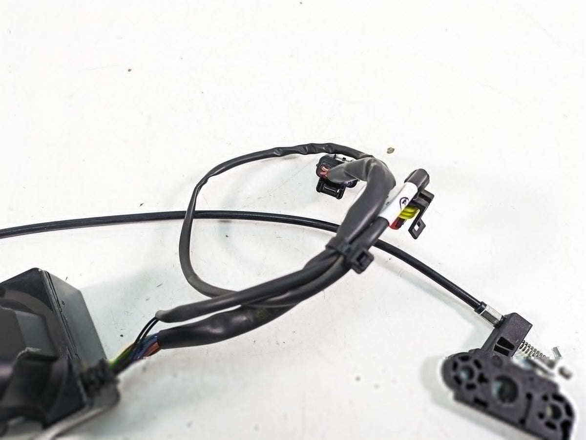 2020 KTM 1290 Super Adventure R Ignition Switch Key Card Lock Set 60711066144 {{ shop.shopifyCountryName }} - Mototech271