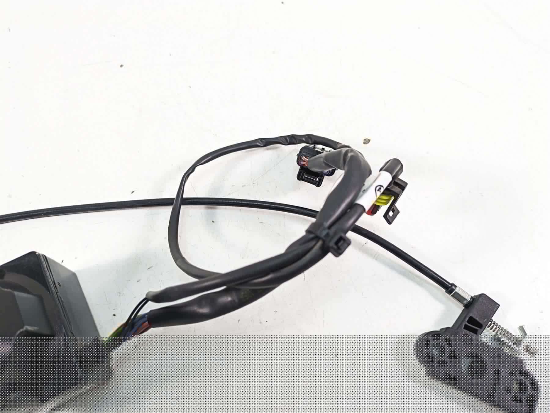 2020 KTM 1290 Super Adventure R Ignition Switch Key Card Lock Set 60711066144 {{ shop.shopifyCountryName }} - Mototech271